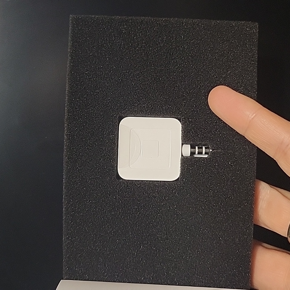 SQUARE Reader for magstripe